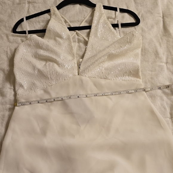 Halston Heritage Cream Slip Dress - Picture 13 of 14